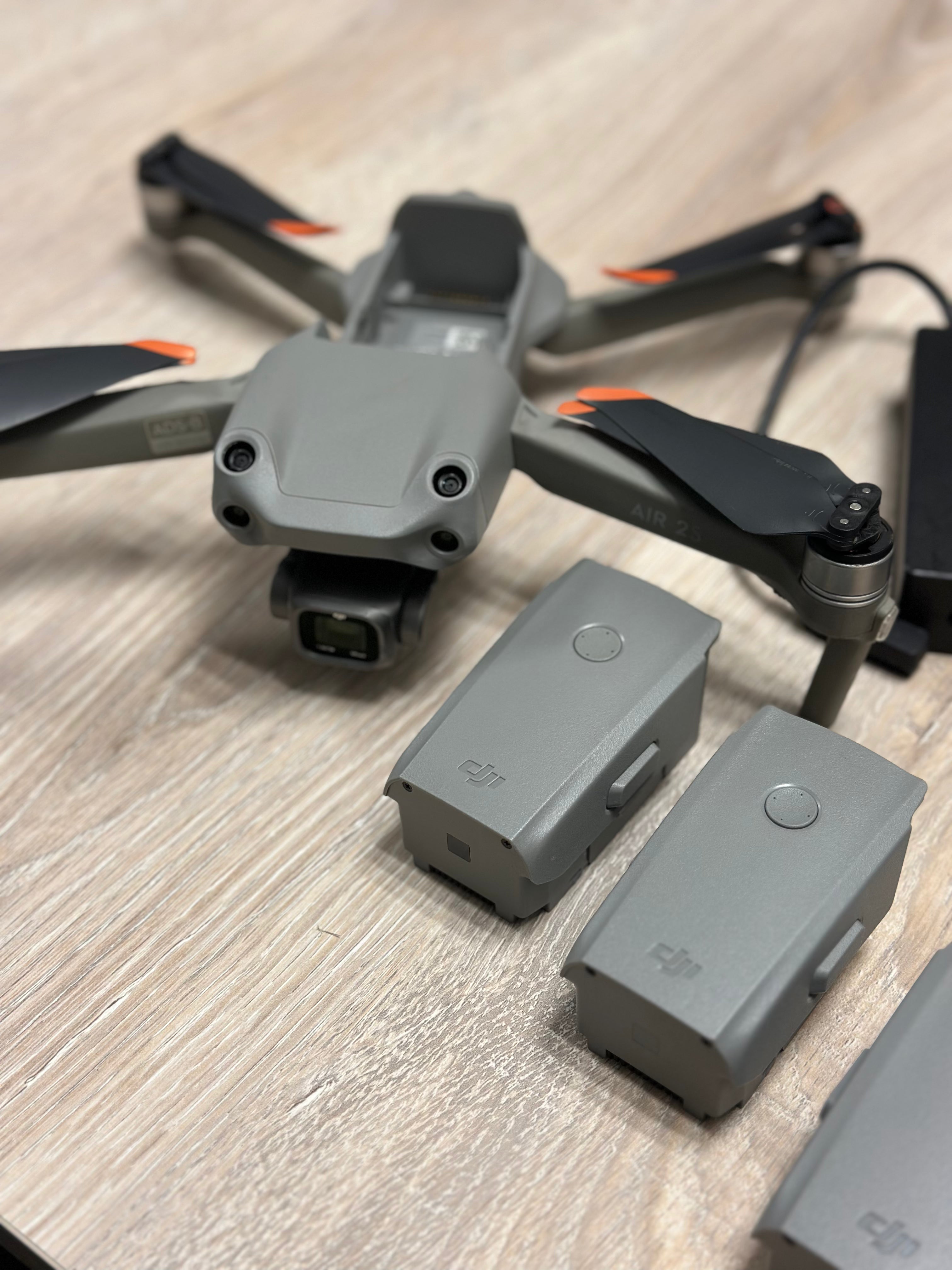 Dji Air 2s Flymore with Normal or Screen RC Flymore Pre Loved